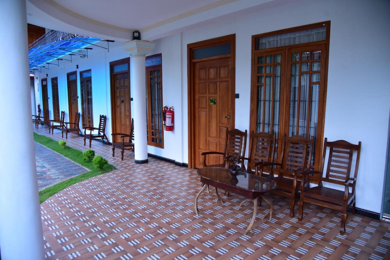 L S Lanka Boutique Hotel Dambulla Exterior photo